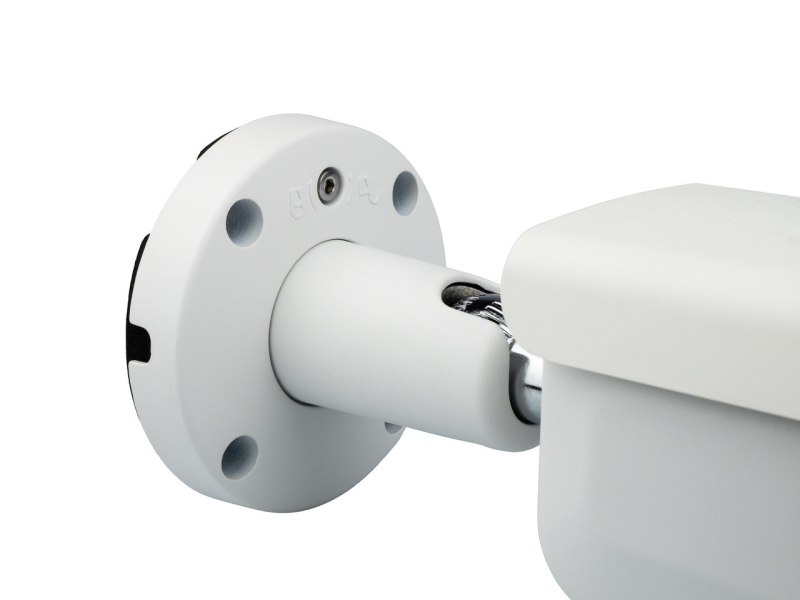 Ip відеокамера SEVEN Systems IP-7245P-MV 2,7-13,5 мм