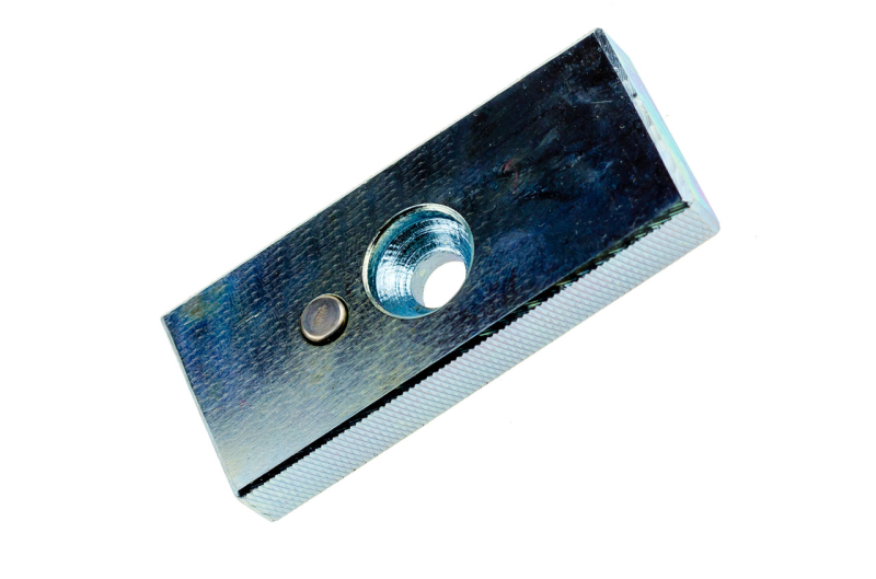 Замок SEVEN Systems ML-7726 60 кг