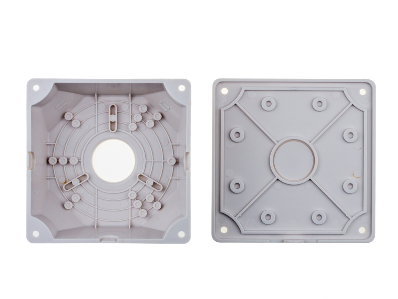 Коробка монтажна SEVEN Systems M716