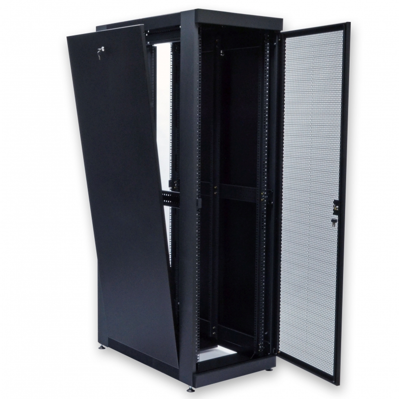 Шафа CMS 19 дюймів 42U, 610х1055 мм (Ш*Г) перфоровані двері (UA-MGSE42610MPB)