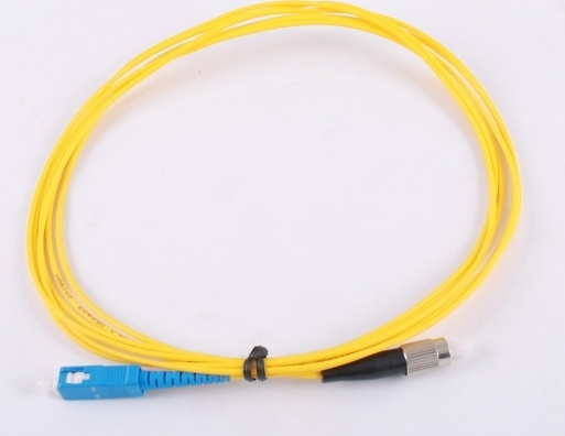Патч-корд CMS SC/UPC-FC/UPC SM 7м (UPC-7SCFC(SM)S(FW))