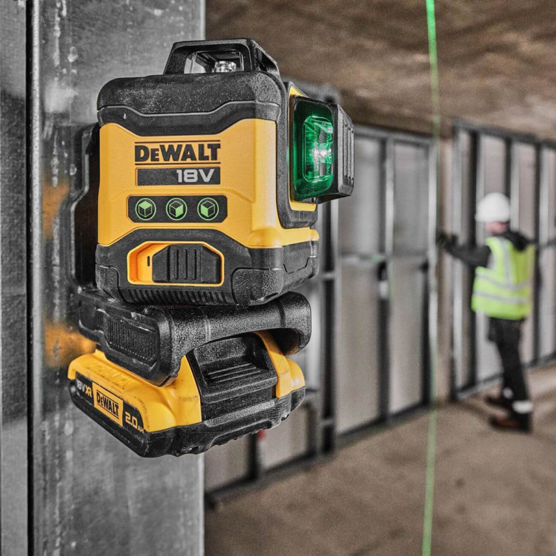 Лазерний рівень DeWALT DCLE34031N