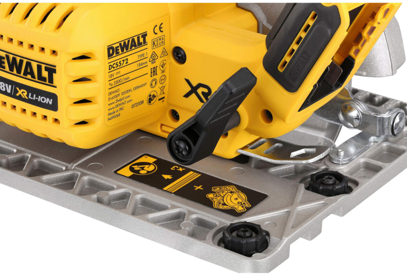 Пила дискова акумуляторна DeWALT DCS572NT