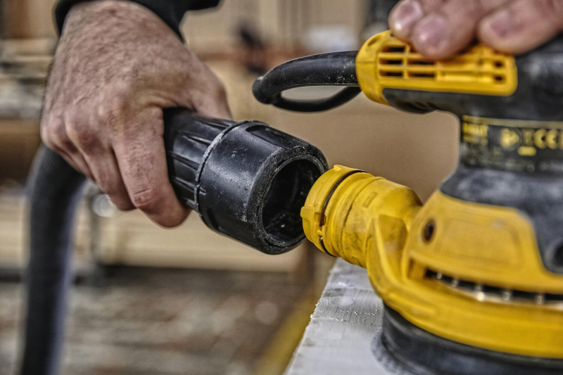 Електрична шліфувальна машина DeWALT DWE6423
