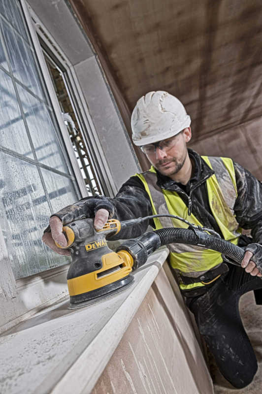 Електрична шліфувальна машина DeWALT DWE6423