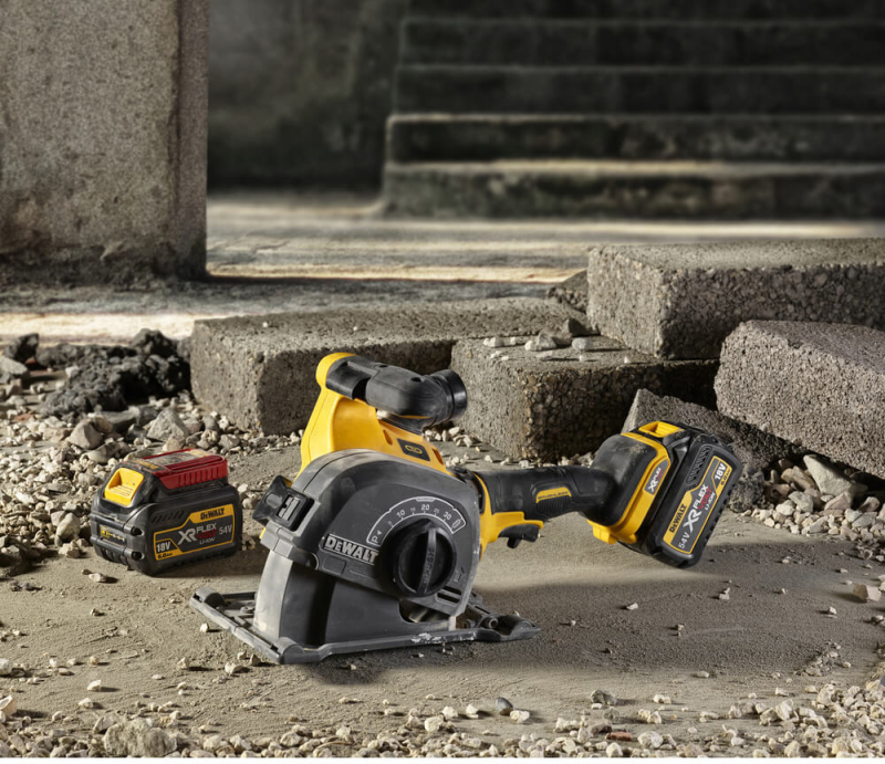 Штроборіз акумуляторний DeWALT DCG200T2