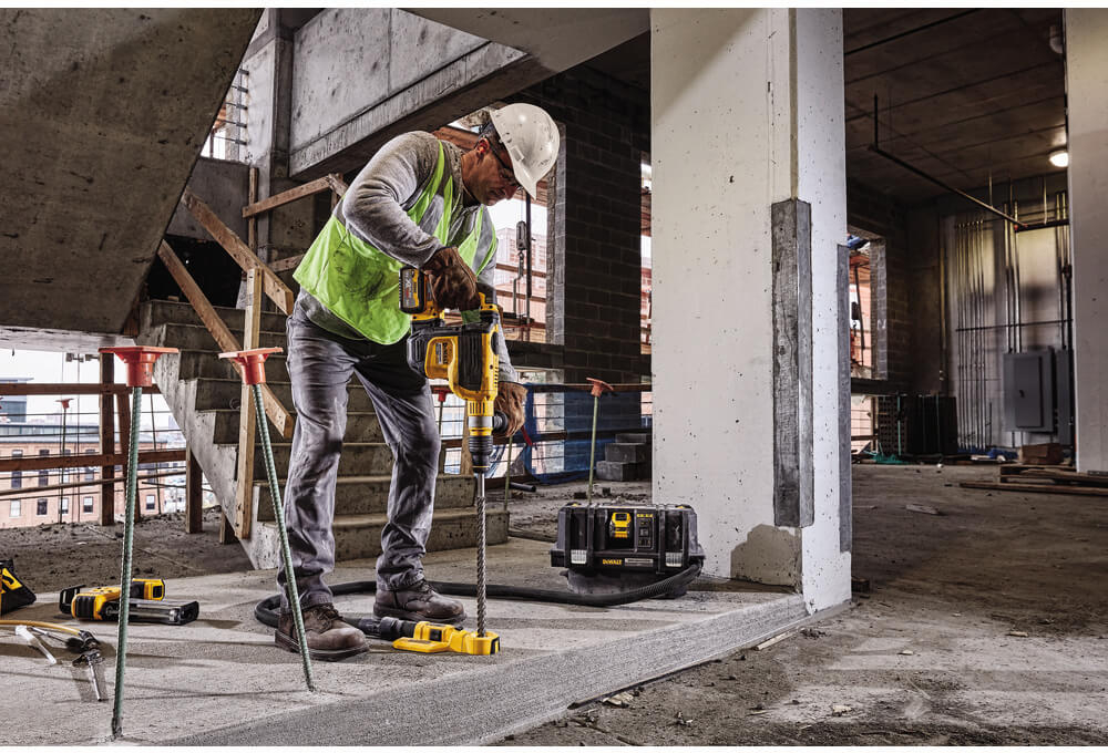 Перфоратор акумуляторний DeWALT безщітковий SDS-MAX DCH614N