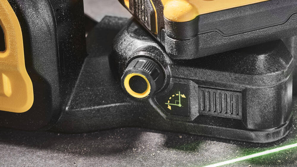Лазерний рівень DeWALT DCE089D1G18