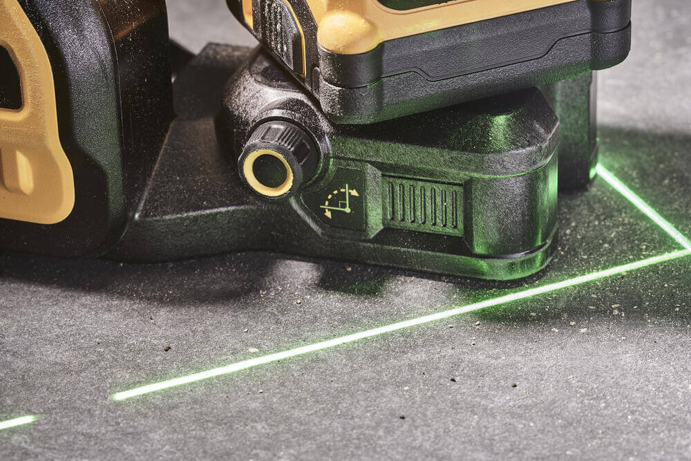 Лазерний рівень DeWALT лінійний DCE089NG18