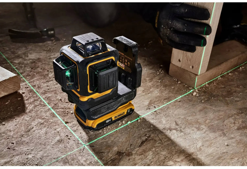 Лазерний рівень DeWALT DCLE34031D1