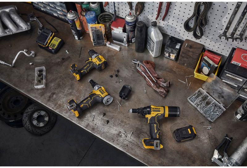 Заклепочник акумуляторний DeWALT безщітковий DCF403NT