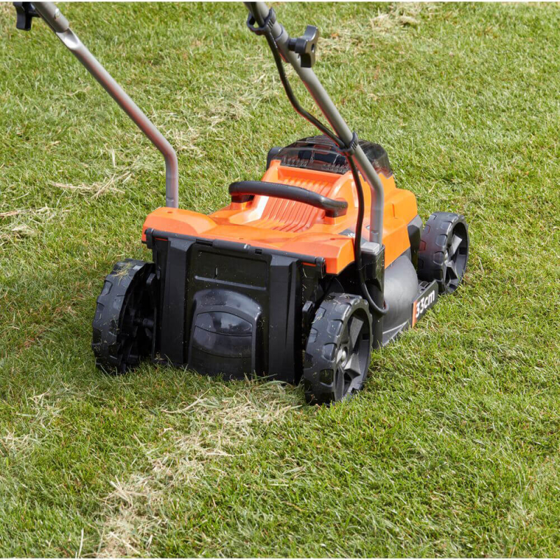 Газонокосарка акумуляторна BLACK+DECKER BCMW3318