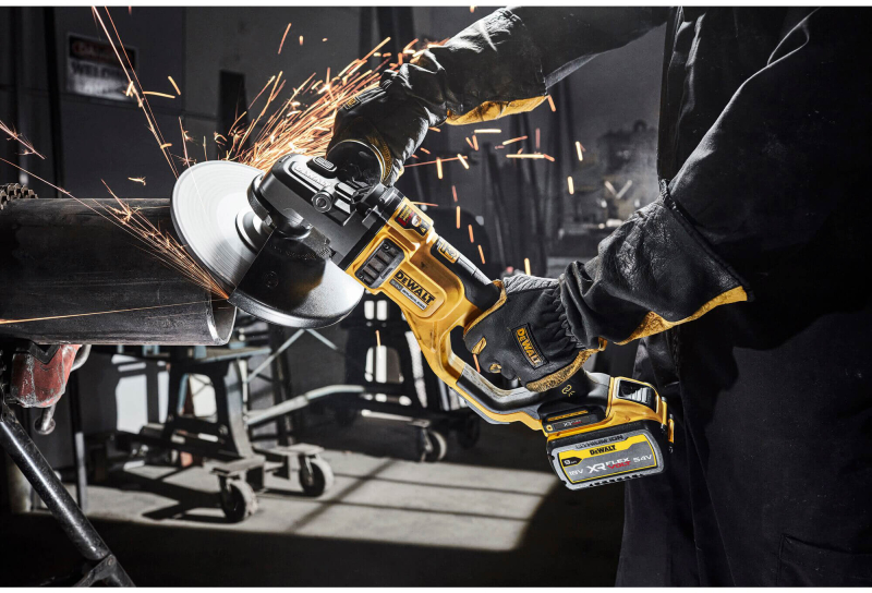 Кутова шліфувальна машина акумуляторна  DeWALT безщіткова DCG460NK