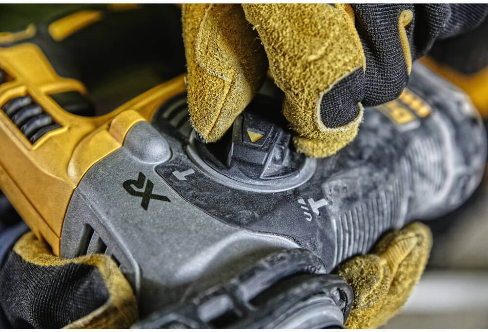 Перфоратор акумуляторний DeWALT безщітковий SDS-Plus DCH274N