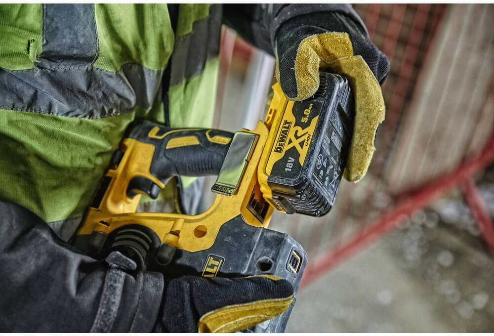 Перфоратор акумуляторний DeWALT безщітковий SDS-Plus DCH274N