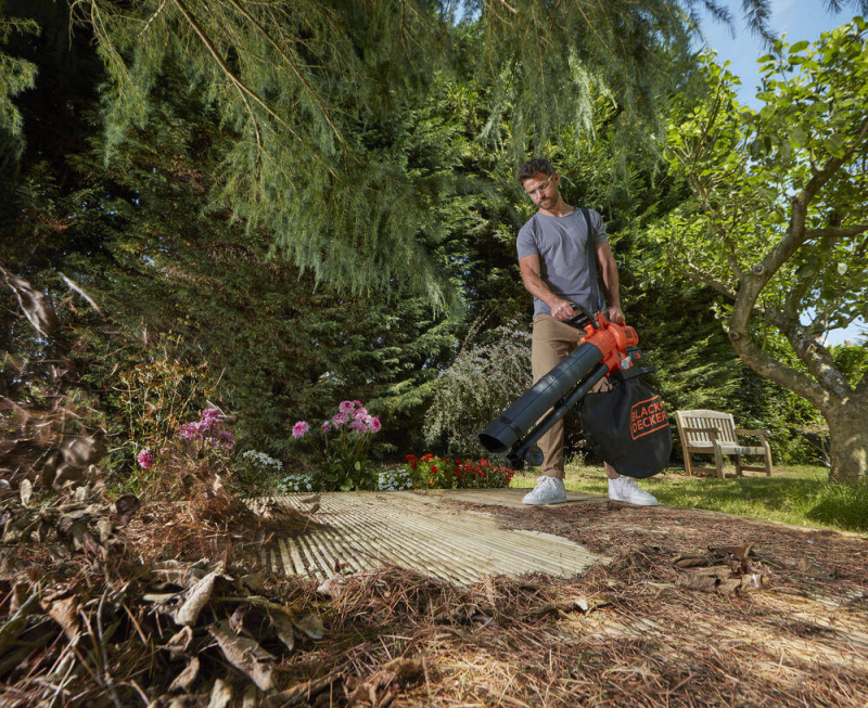 Садовий пилосос акумуляторний BLACK+DECKER безщітковий BCBLV3625L1