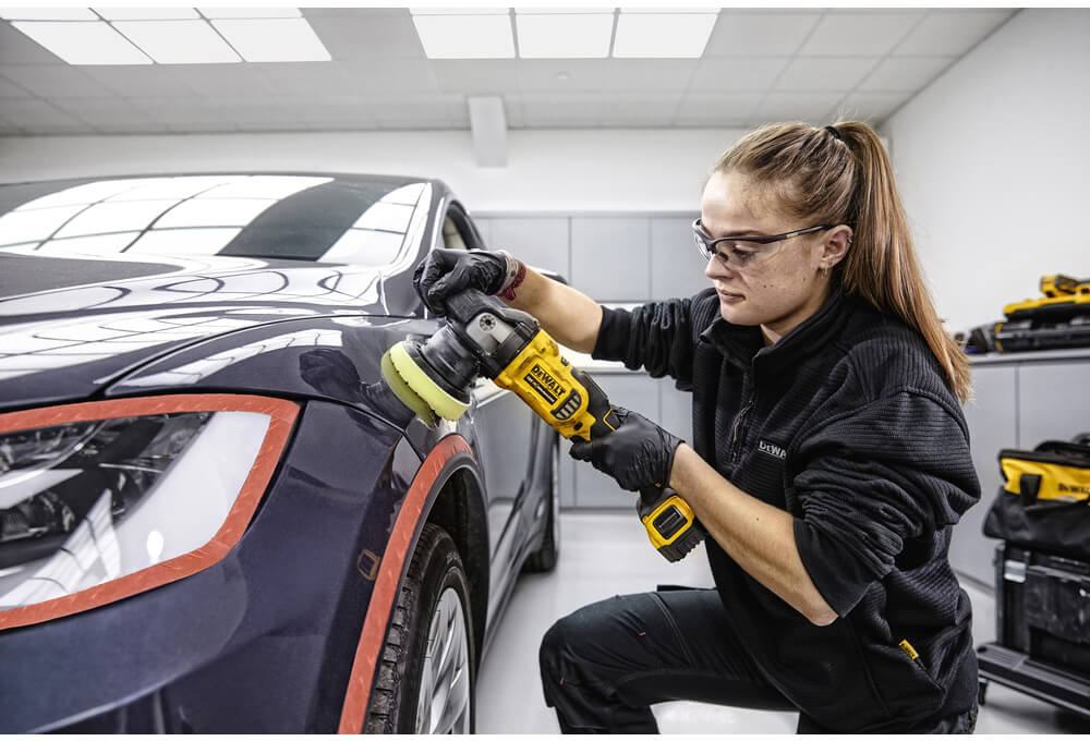 Полірувальна машина акумуляторна DeWALT безщіткова DCM848N