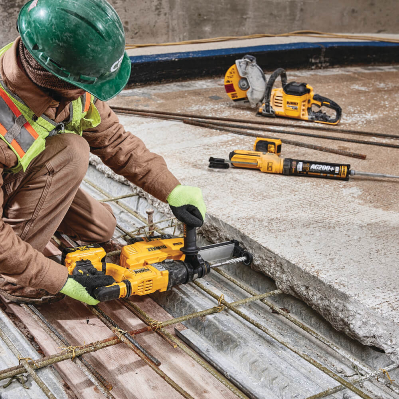 Перфоратор акумуляторний DeWALT безщітковий SDS-Plus DCH263N