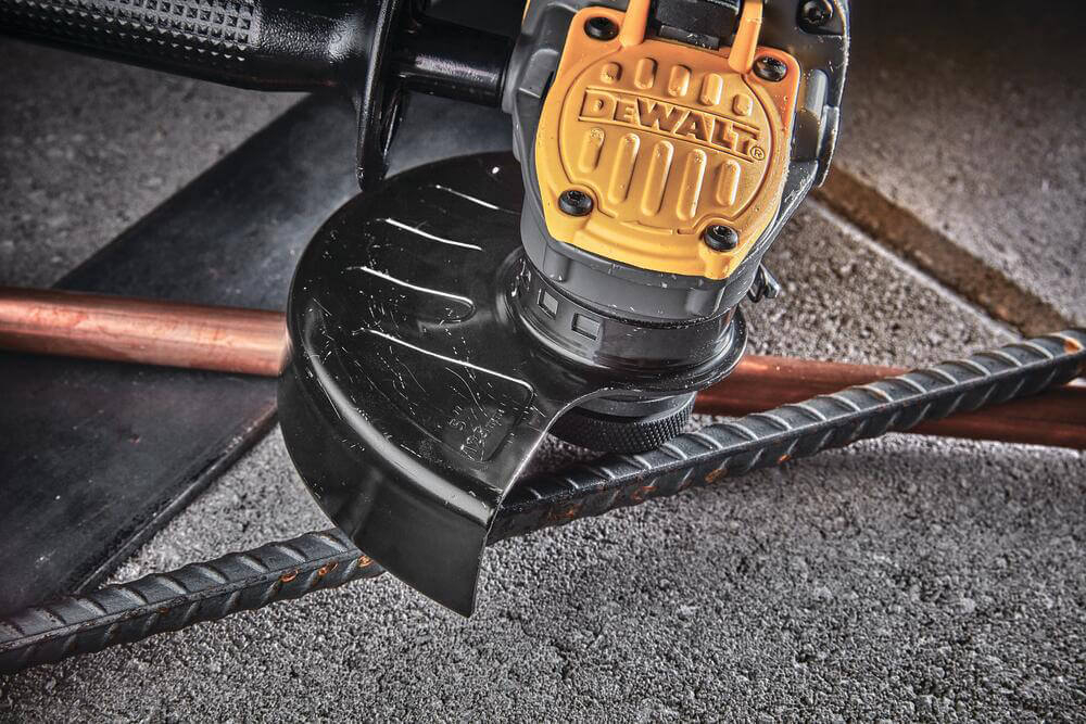 Кутова шліфувальна машина акумуляторна  DeWALT безщіткова DCG409T1