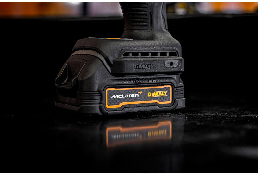 Акумуляторний шуруповерт DeWALT McLaren F1 TEAM LIMITED EDITION DCF85ME2GT