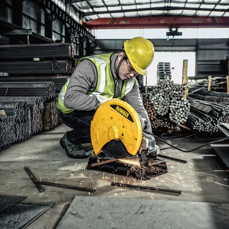 Пила настільна DeWALT D28730