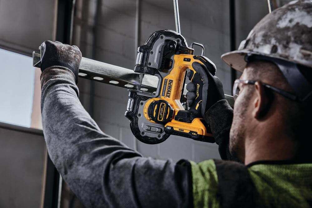 Пила стрічкова DeWALT безщіткова DeWALT DCS377NT