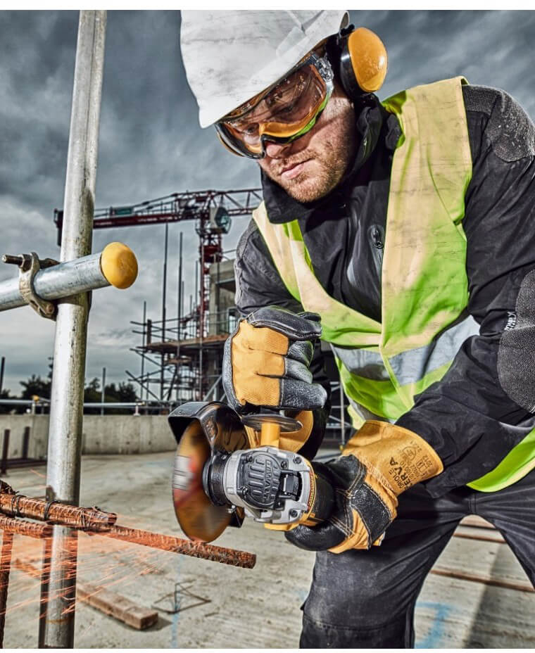 Кутова шліфувальна машина акумуляторна  DeWALT безщіткова DCG405P2