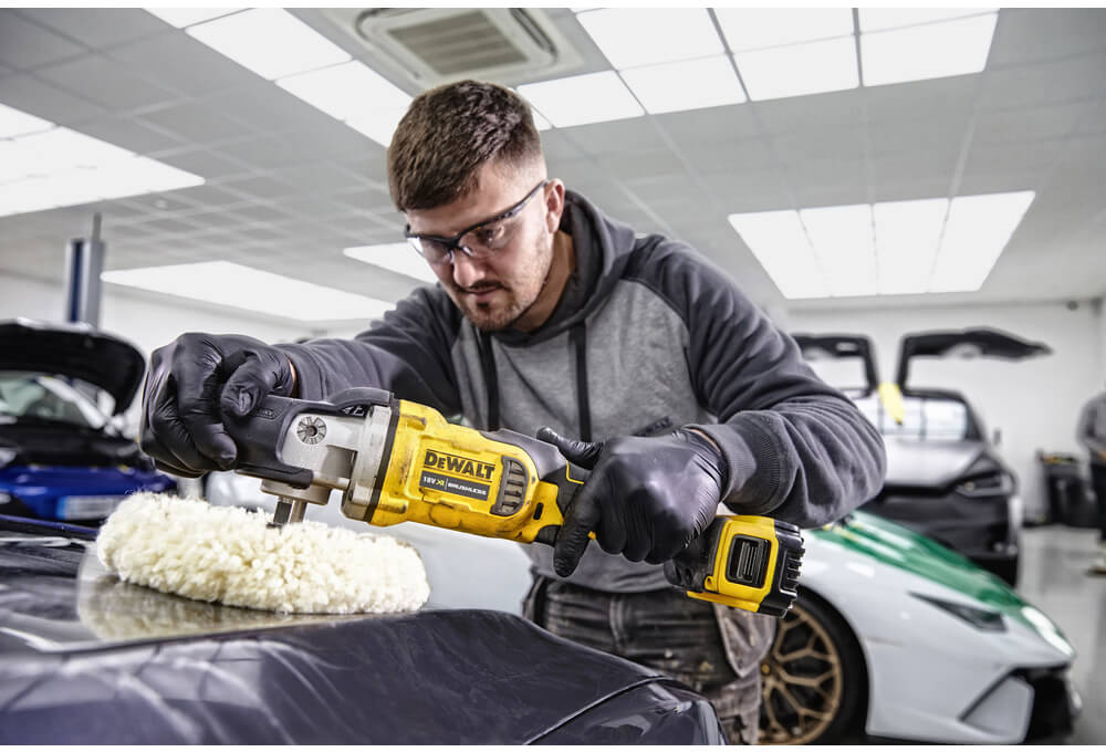 Полірувальна машина акумуляторна DeWALT DCM849N