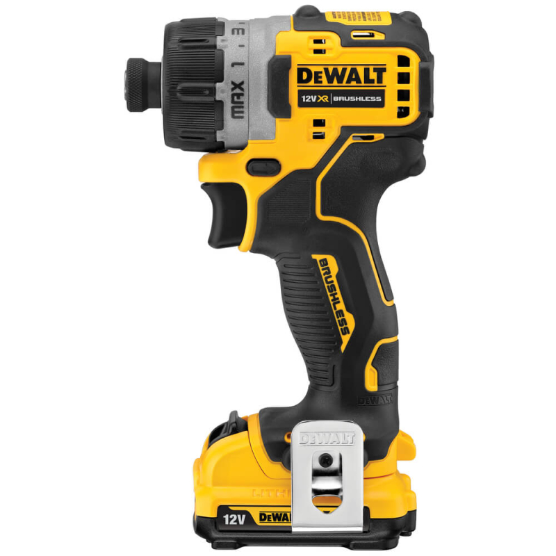 Акумуляторний шуруповерт DeWALT безщітковий DCF601D2