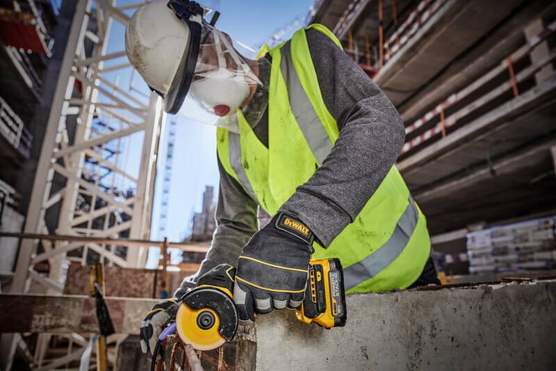 Пила дискова акумуляторна DeWALT DCS438N