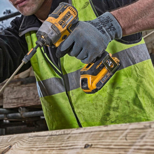 Акумуляторний шуруповерт DeWALT ударний DCF887N