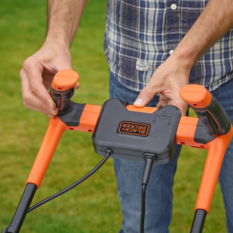 Газонокосарка BLACK+DECKER BEMW461BH