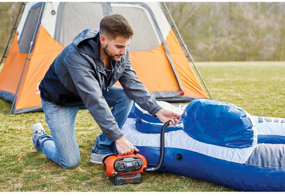 Компресор повітряний акумуляторний BLACK+DECKER 18 В