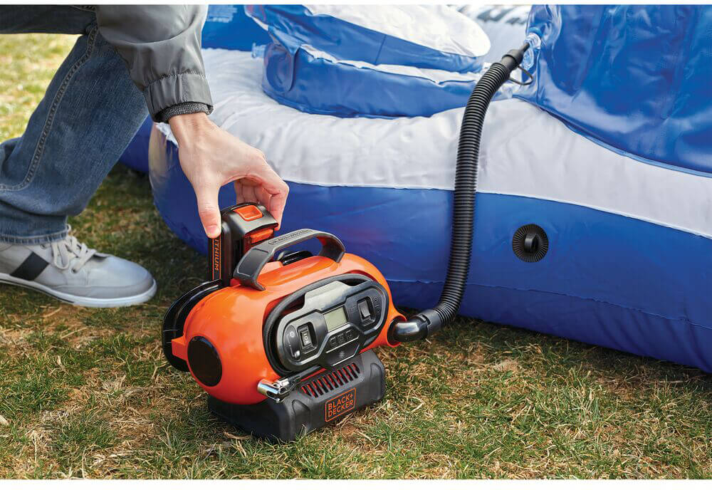 Компресор повітряний акумуляторний BLACK+DECKER 18 В
