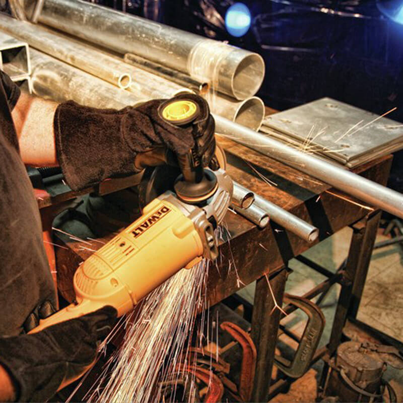 Електрична шліфмашина кутова DeWALT DWE496