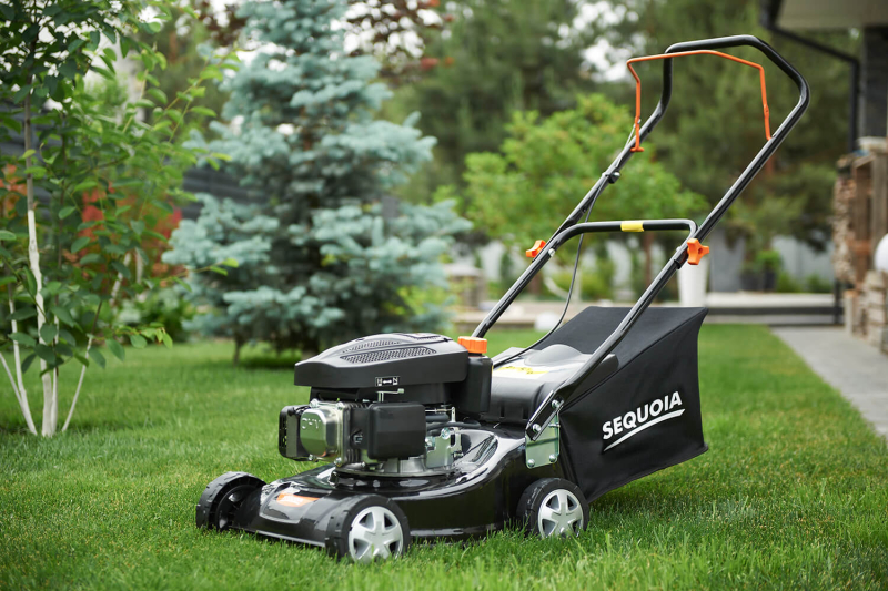 Газонокосарка бензинова  SEQUOIA SPLM3040