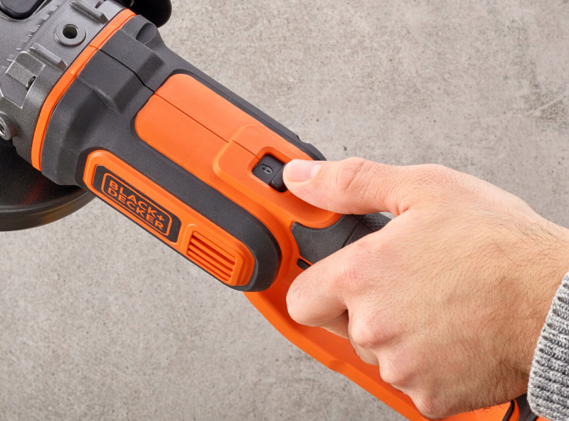 Шліфмашина ексцентрикова акумуляторна BLACK+DECKER BCG720N