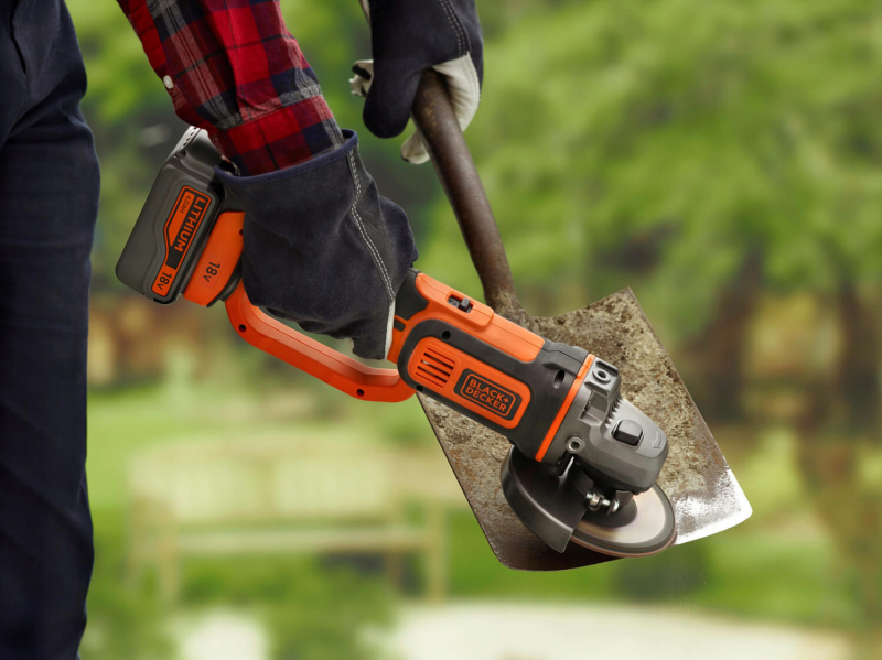 Шліфмашина ексцентрикова акумуляторна BLACK+DECKER BCG720N