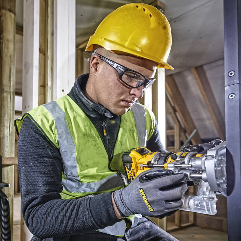 Фрезер акумуляторний DeWALT DCW604P2