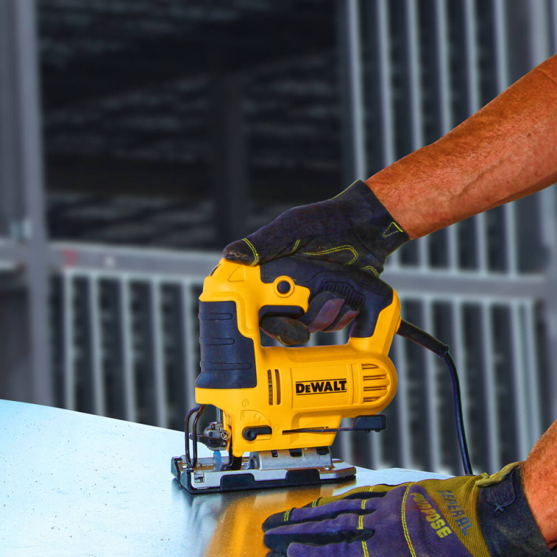 Електричний лобзик  DeWALT DWE349
