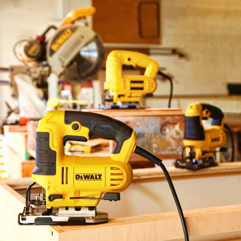 Електричний лобзик  DeWALT DWE349