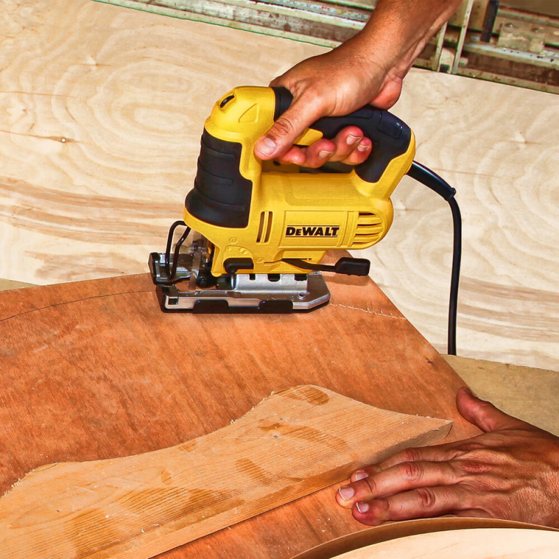 Електричний лобзик  DeWALT DWE349