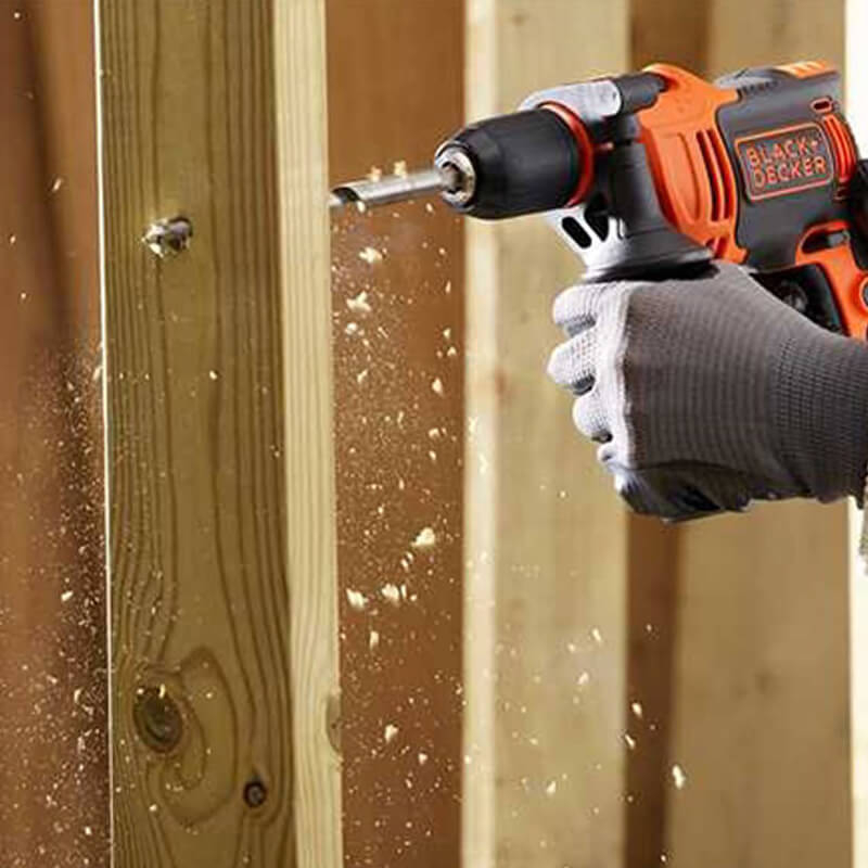 Ударний дриль BLACK+DECKER BEH710