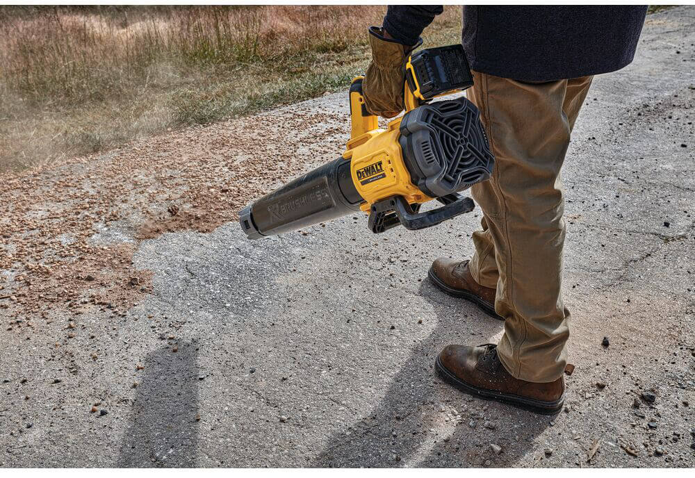 Повітродувка акумуляторна DeWALT DCMBL562N