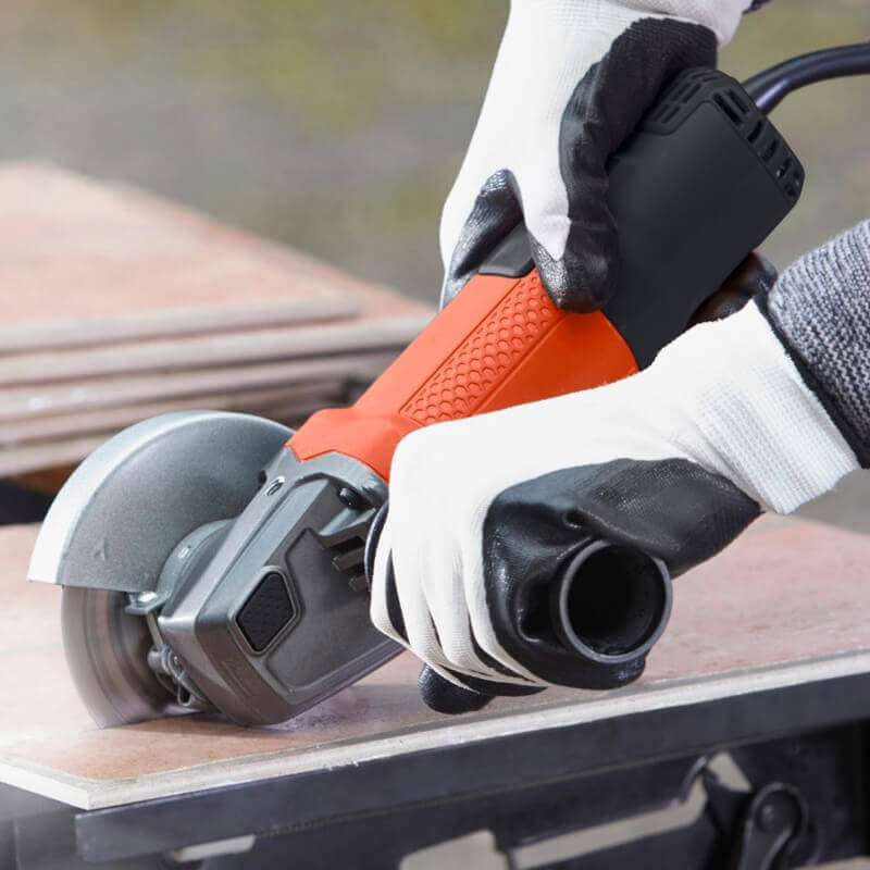 Електрична шліфмашина кутова BLACK+DECKER BEG120