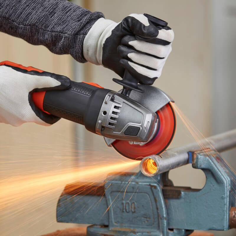 Електрична шліфмашина кутова BLACK+DECKER BEG220