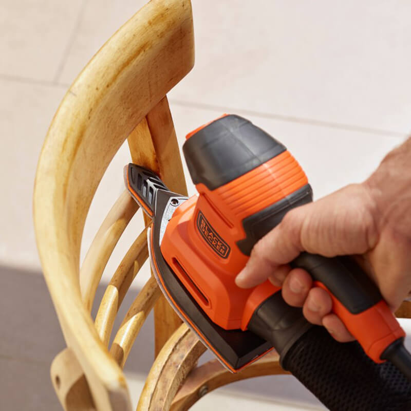 Електрична шліфмашина кутова BLACK+DECKER BEW200
