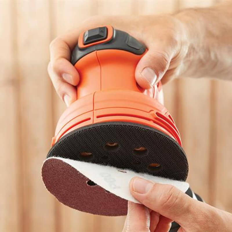 Електрична шліфмашина кутова BLACK+DECKER BEW200