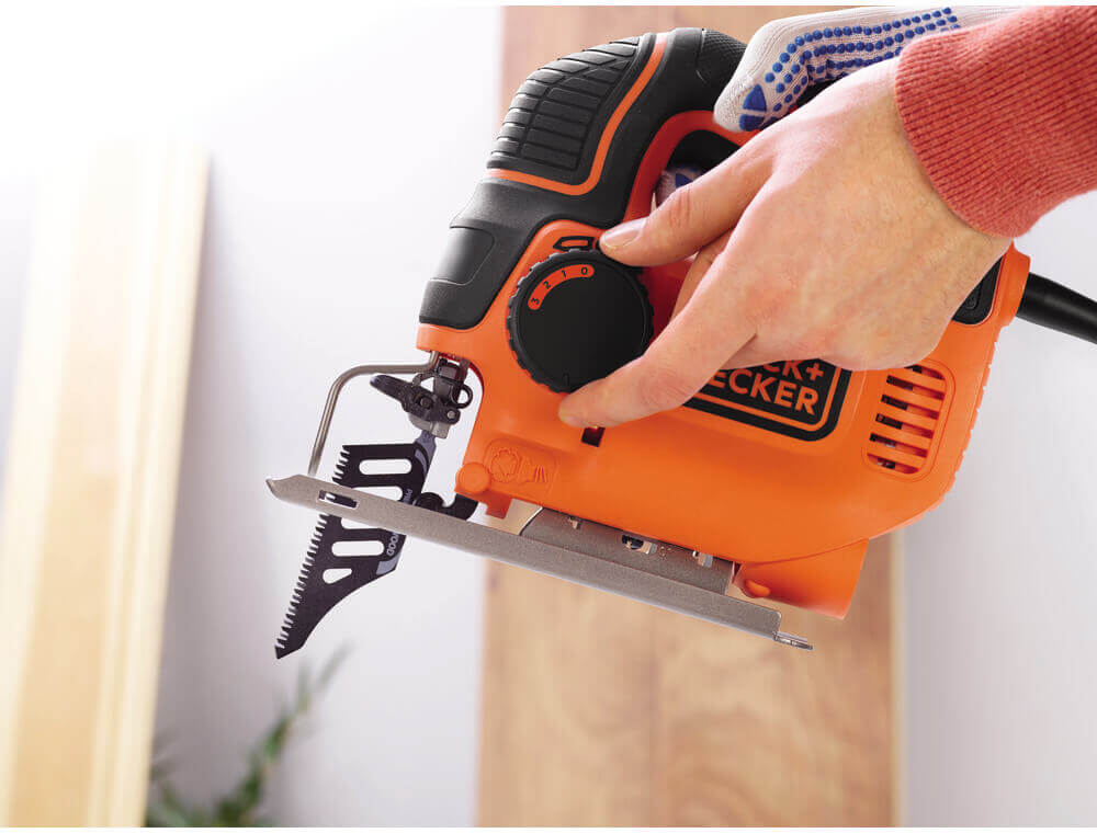 Електричний лобзик  BLACK+DECKER KS901PEK