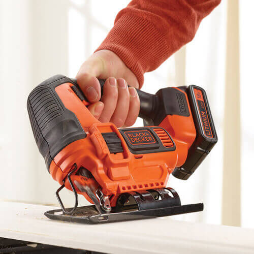 Акумуляторний електричний лобзик BLACK+DECKER BDCJS18N